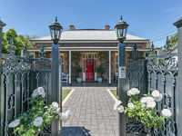 photo property thumbnail