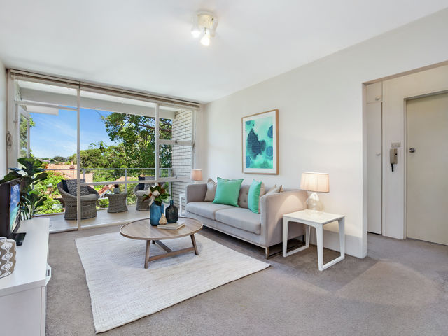 9/90 Raglan Street Mosman