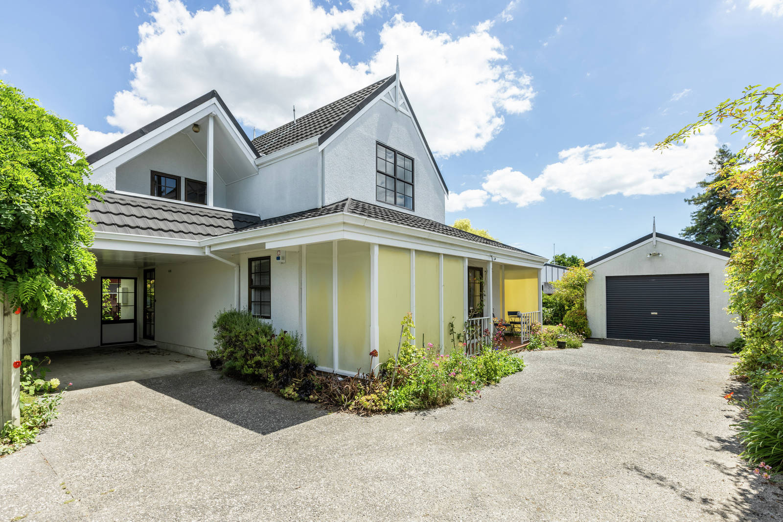 2/22 Middle Road, Havelock North 2 Bed Townhouse Private Treaty
