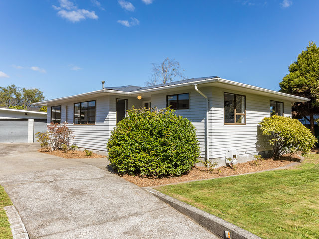 10 Indiana Grove Totara Park