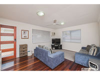 photo property thumbnail