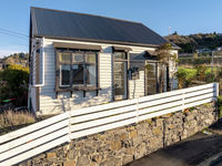 photo property thumbnail