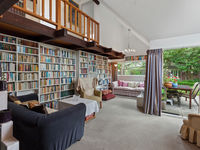 photo property thumbnail