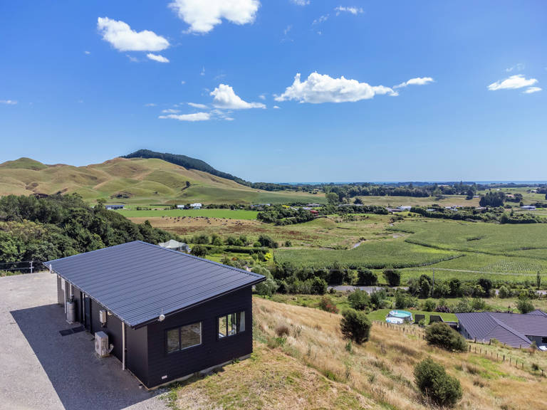 129 South Manakau Road Manakau