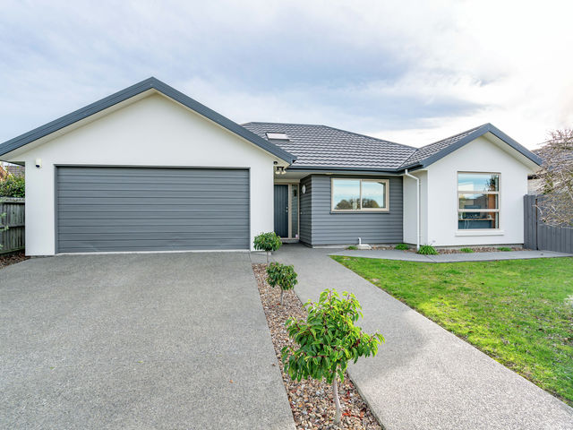 26 Bottle Lake Drive Parklands