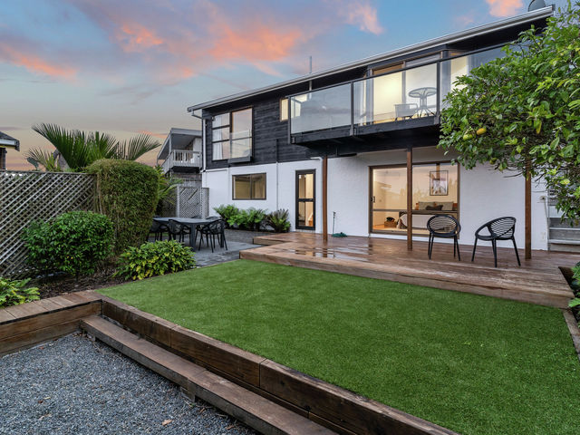 55A Woodlands Crescent Browns Bay
