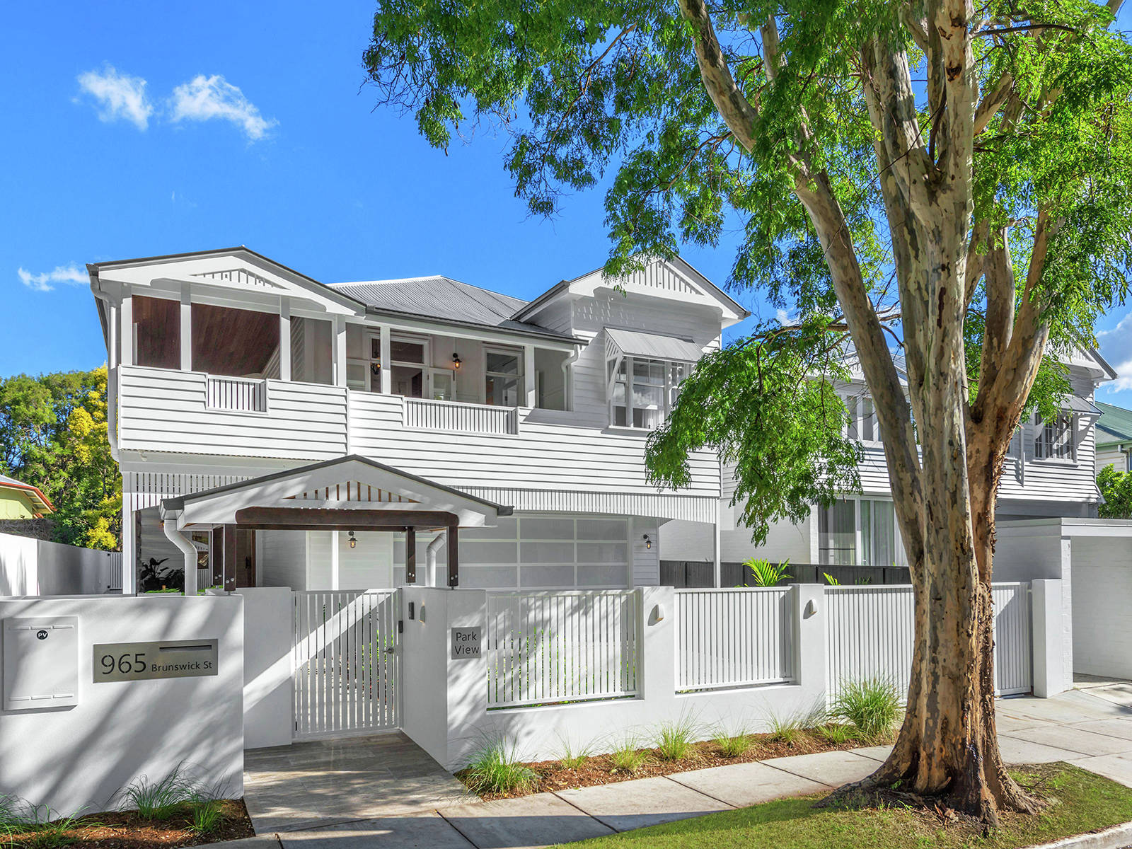 965 Brunswick Street, New Farm