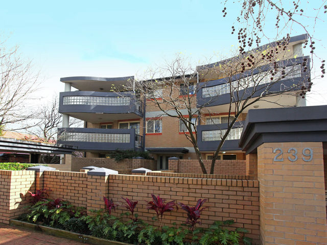 1/239 Victoria Avenue Chatswood
