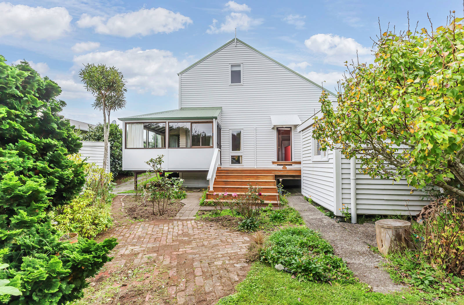 30 Campbell Street, Karori 3 Bed House Sale by Tender