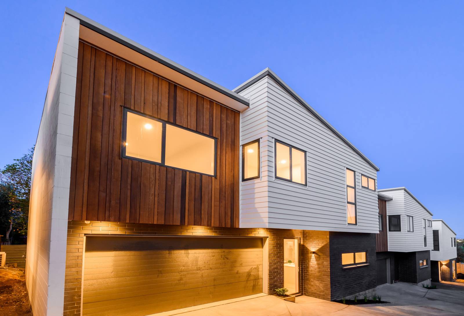 48 Ruawai Road, Mount Wellington 4 Bed House For Sale