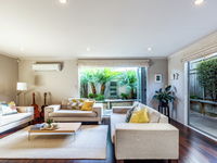 photo property thumbnail
