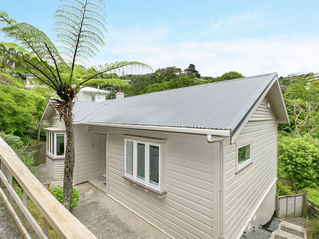 14 Farnham Street Mornington