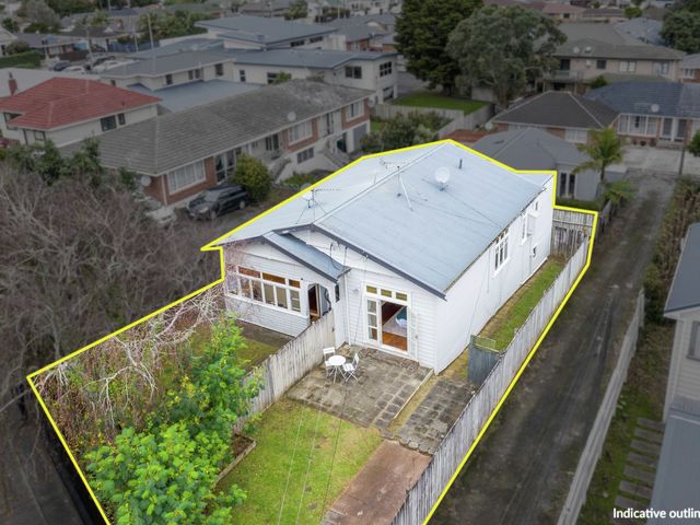 1 & 2/69 Mount Smart Road Onehunga