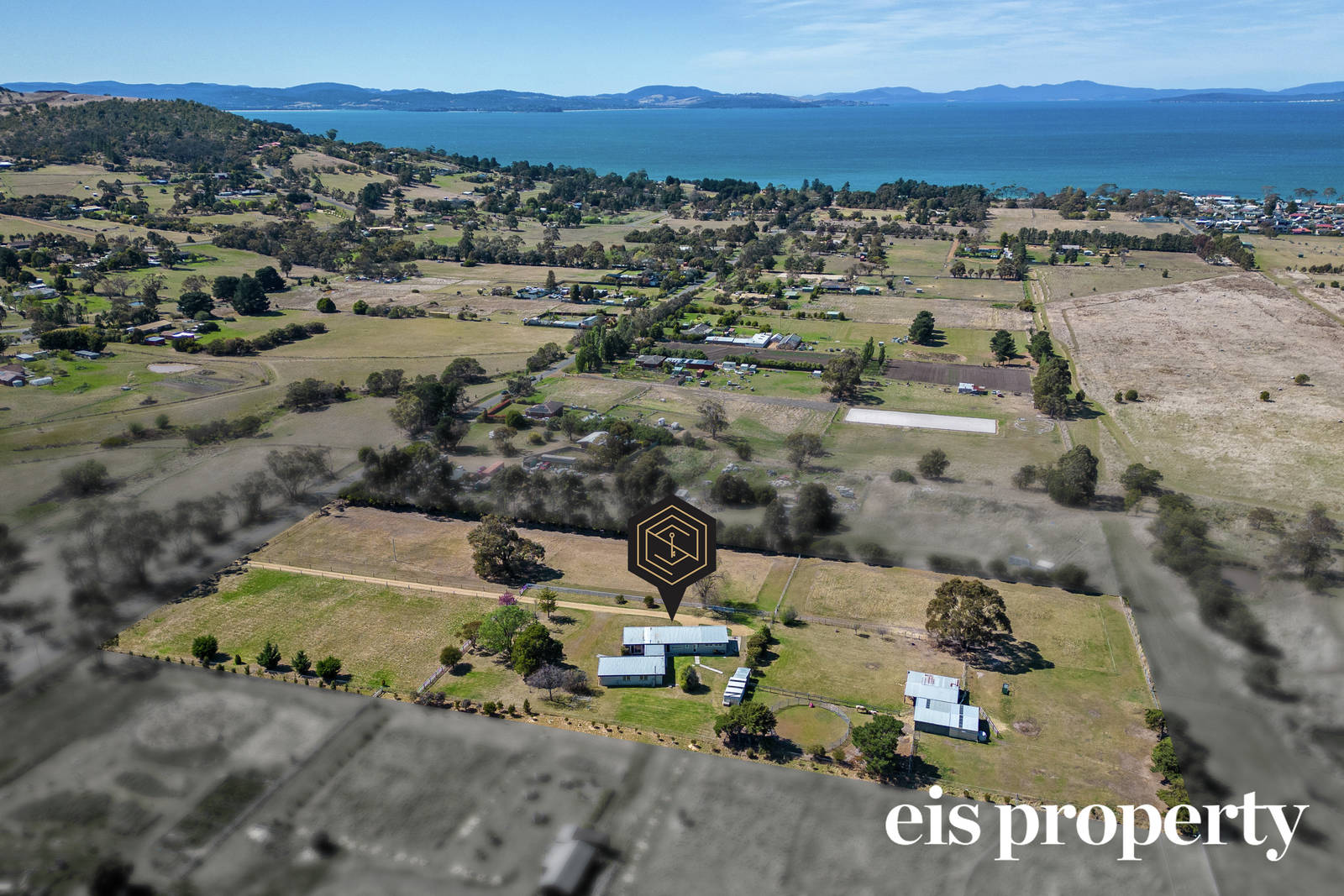 31 Roches Beach Road, Roches Beach 4 Bed House For Sale