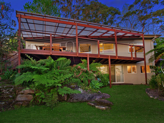 15 Lolita Avenue Forestville