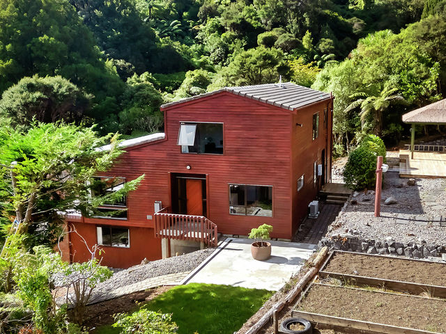 23F Kennedy Grove Stokes Valley