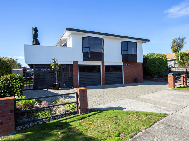 36 Aldinga Avenue Stoke