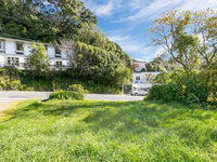 photo property thumbnail