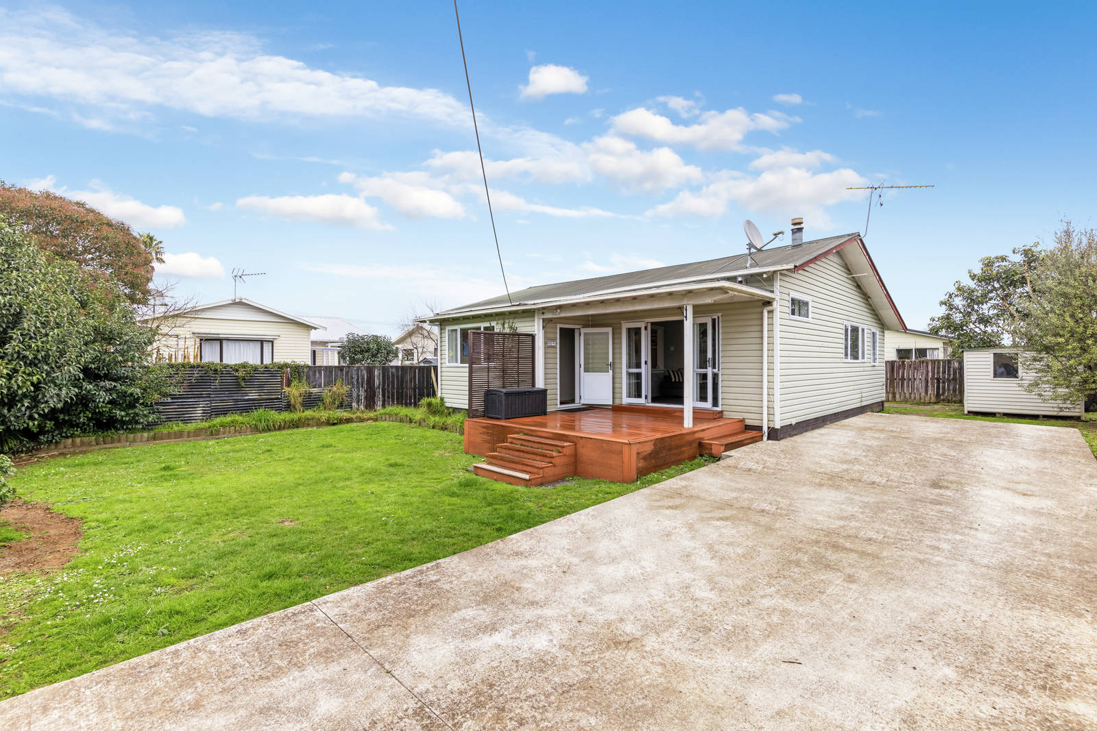 17 Smiths Avenue, Papakura 2 Bed House Sold after Auction