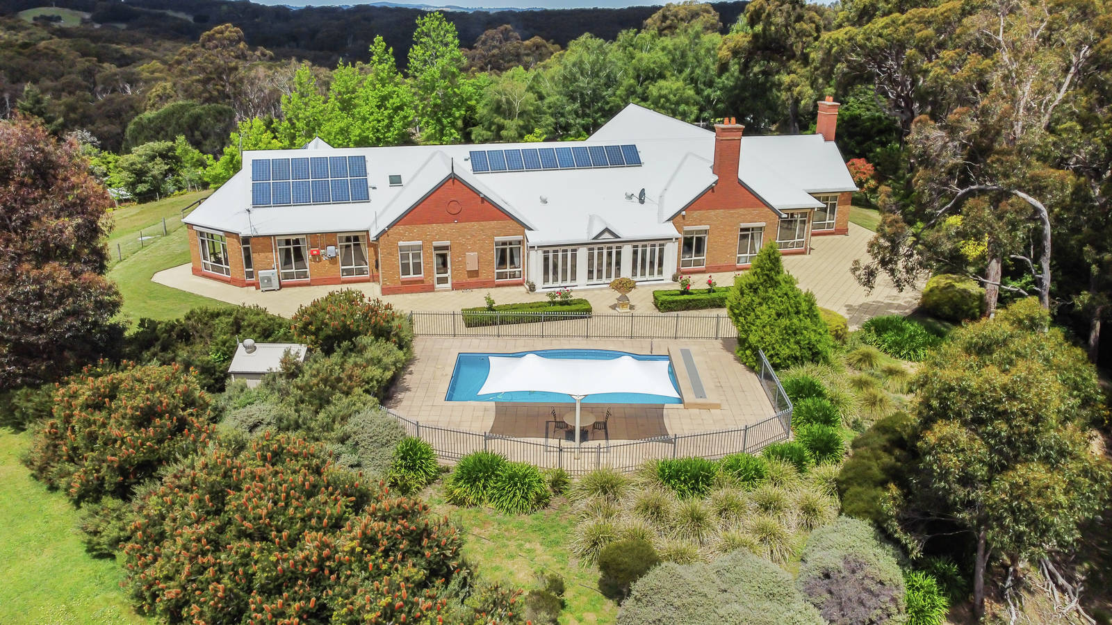 289 Rangeview Drive, Mount