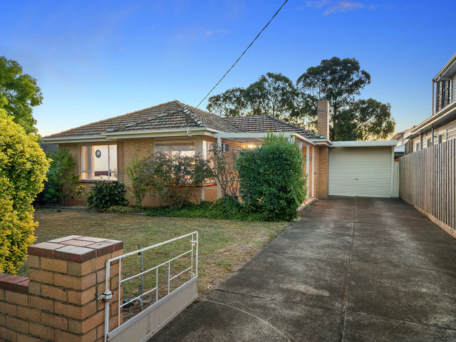 17 Beewar Street Greensborough