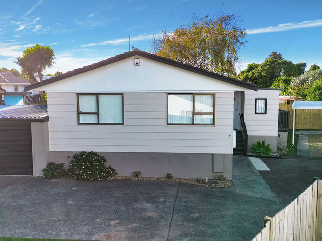 2/7 Mon Desir Place Manurewa