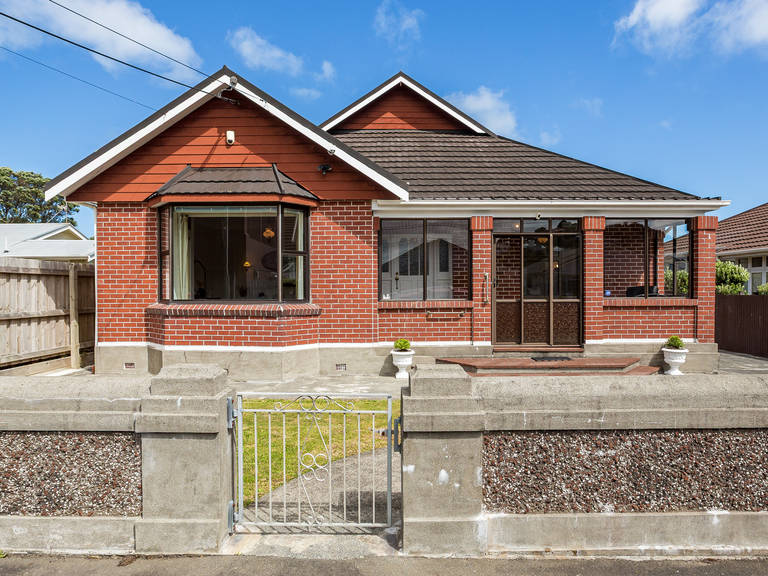 53 Mersey Street Island Bay