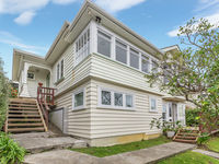 photo property thumbnail