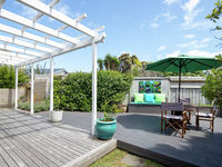 photo property thumbnail