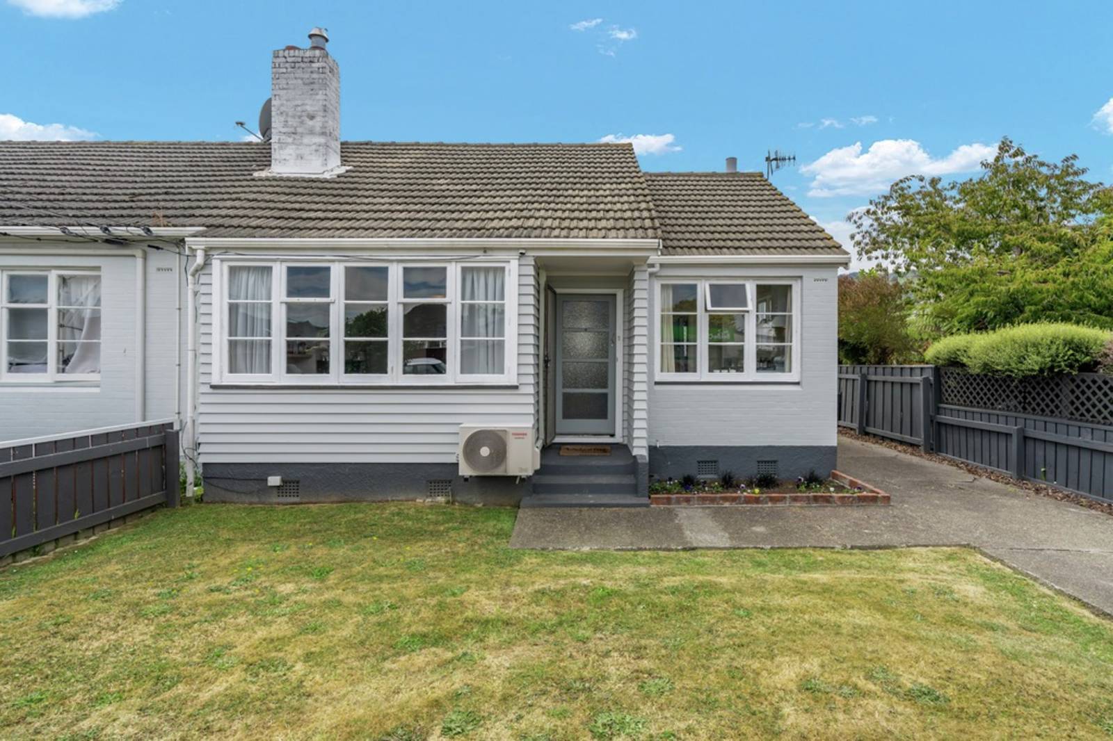 4 Treadwell Street, Naenae 1 Bed House Private Sale