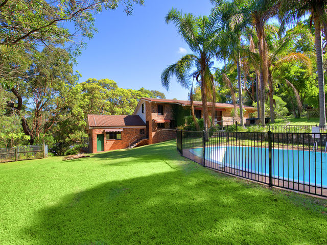 24b Walana Crescent Mona Vale