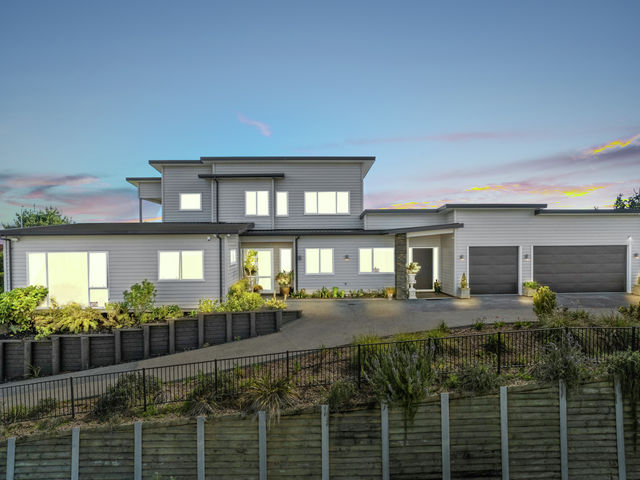 771 Redoubt Road Flat Bush