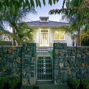 84 Cormier Pike Apt. 054 - Balgowlah heights