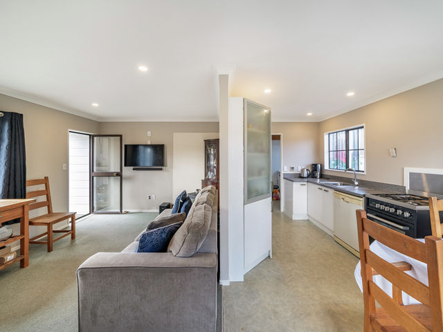 6 Edelweiss Grove Timberlea