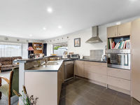 photo property thumbnail