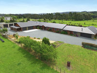 photo property thumbnail