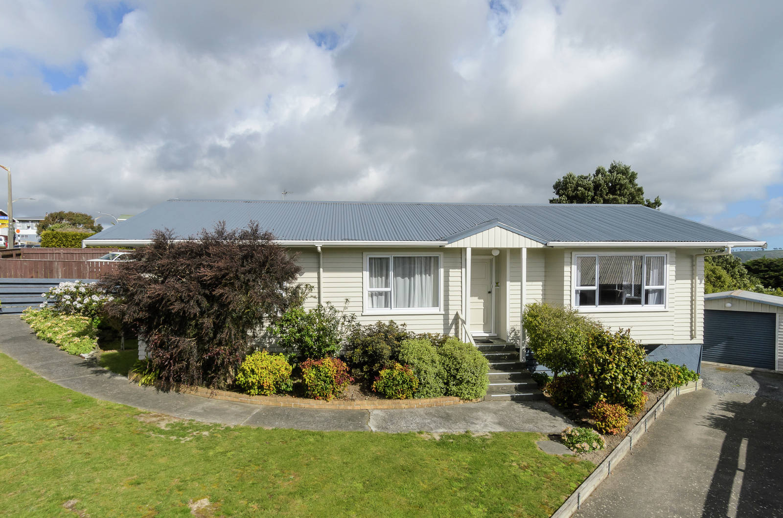 449 Warspite Avenue, Porirua 3 Bed House Private Treaty