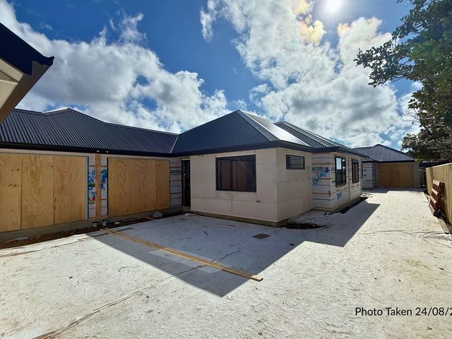 2/45 Averill Street Richmond
