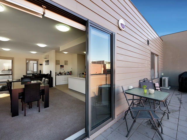 17/2 Albert Avenue Oakleigh