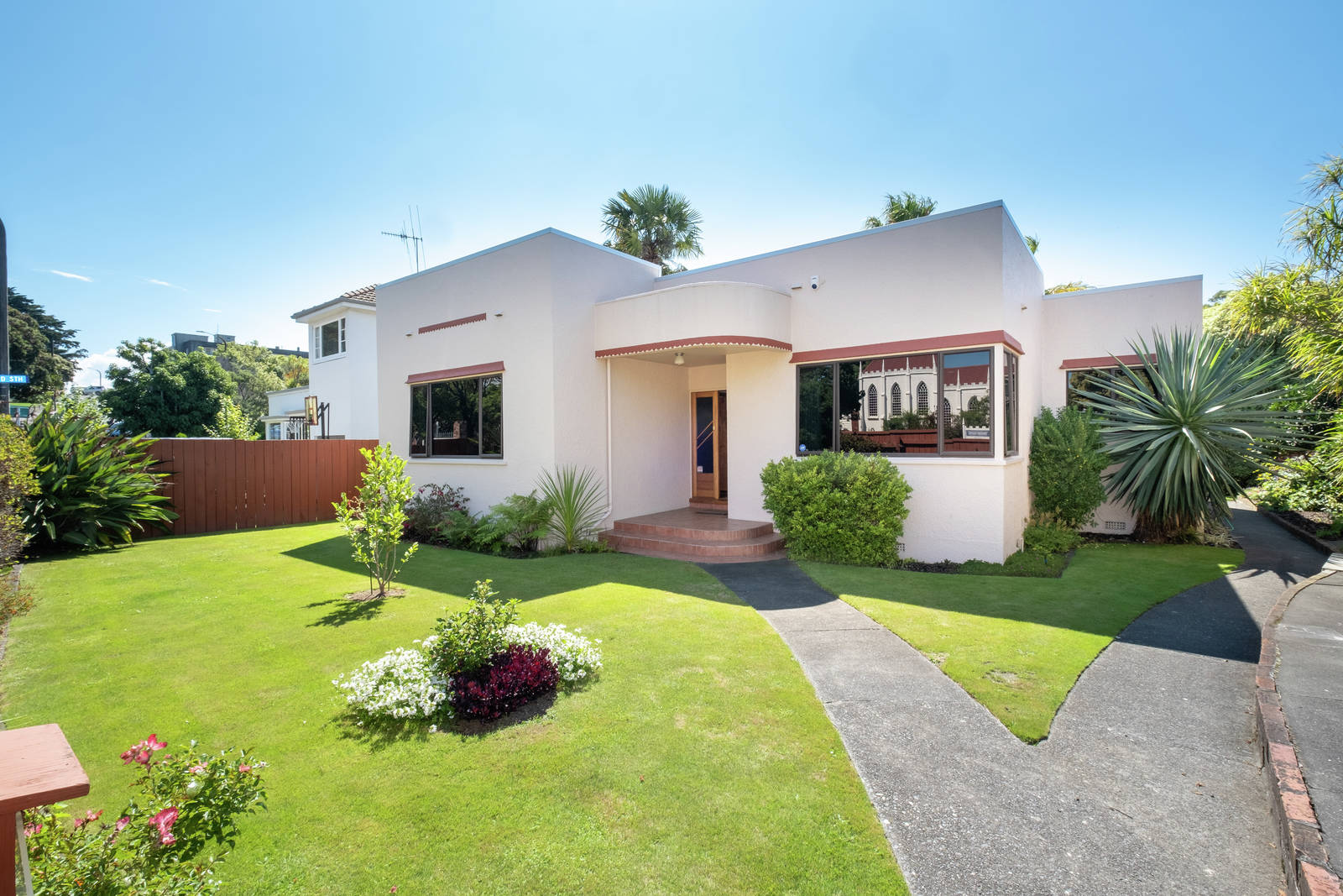 61 Napier Terrace, Hospital Hill, Napier 3 Bed House Private Sale