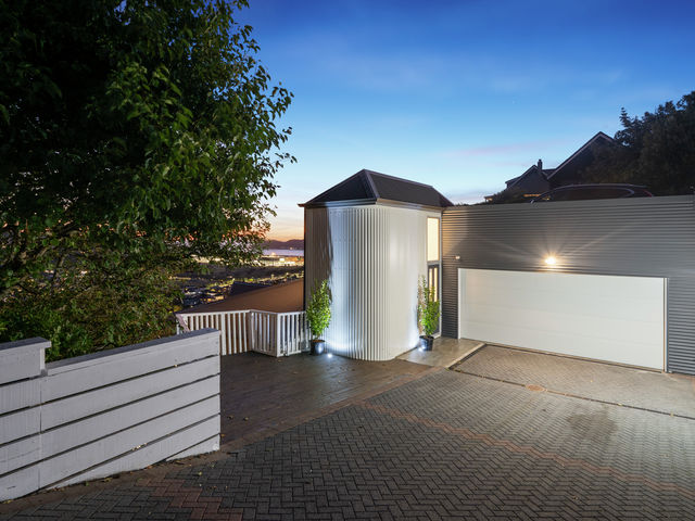 9 Inverell Way Seatoun