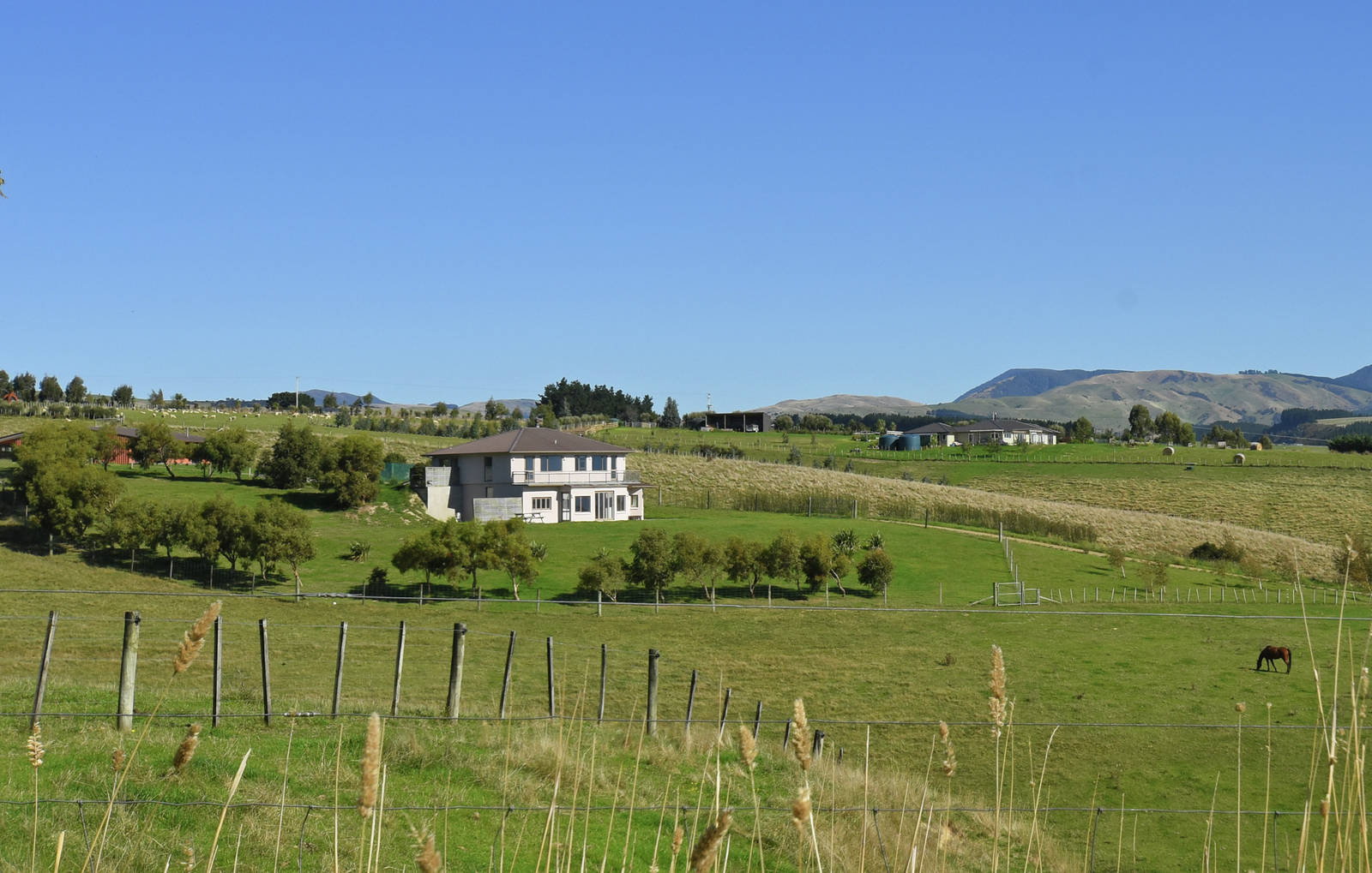 89 Sutherland Drive, Martinborough 5 Bed House For Sale