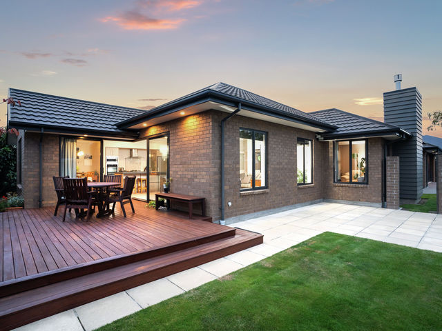 37 Brookwater Avenue Northwood
