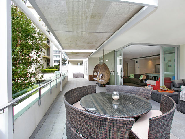 102/2-4 Jenner Street Little Bay