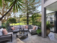 photo property thumbnail