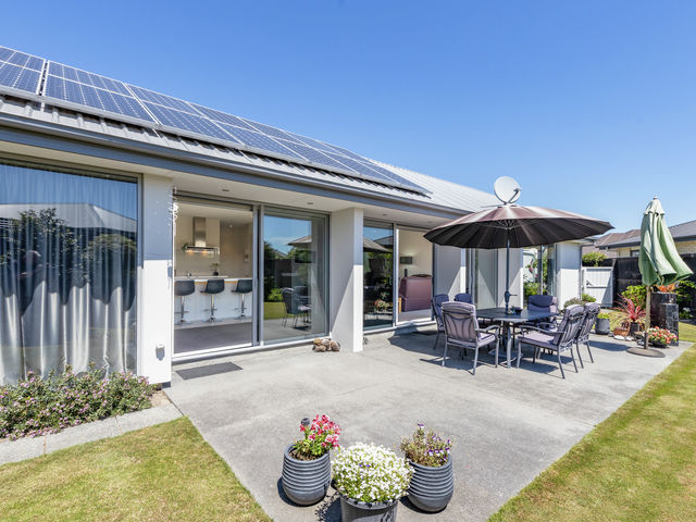 8 Wisteria Lane Rangiora