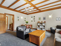 photo property thumbnail
