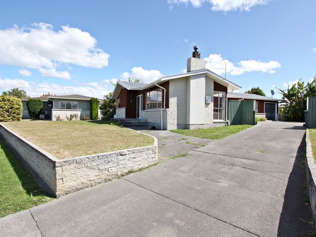 74 Freyberg Avenue Tamatea