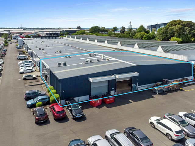 6/99 Carbine Road Mt Wellington