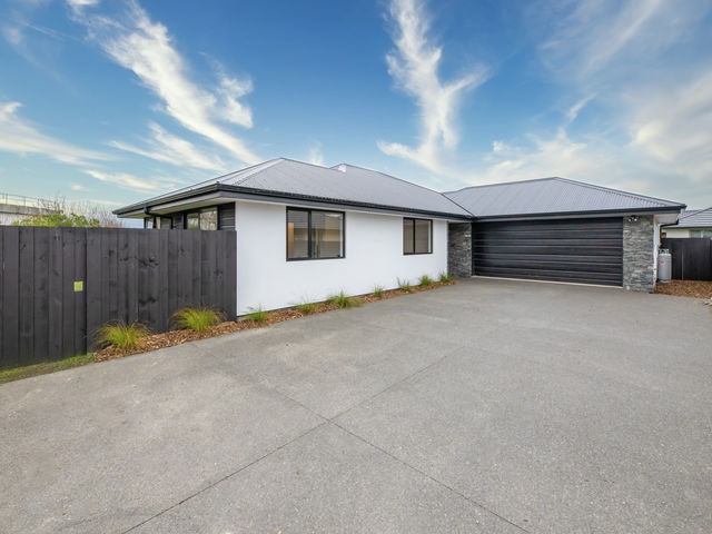5 Little Gem Road Wigram
